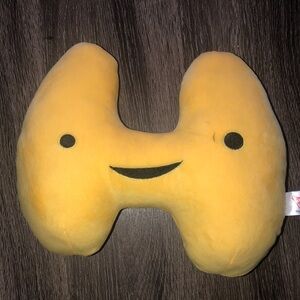 I Heart Guts Cute Thyroid Plush Pillow – Fun Anatomy Gift